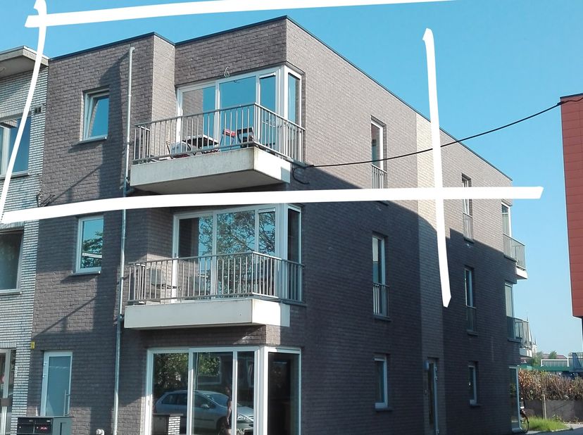 Appartement/studio inclusief  garage centrum Geel&lt;br /&gt;
Appartement gelegen te Kwakkelberg 32 bus 4, centrum Geel.  Vlakbij openbaar vervoer, station,